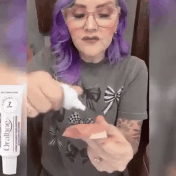 Crema pentru fixare dentara